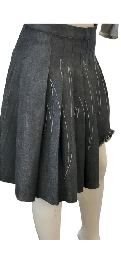 DARE TWIST SKIRT